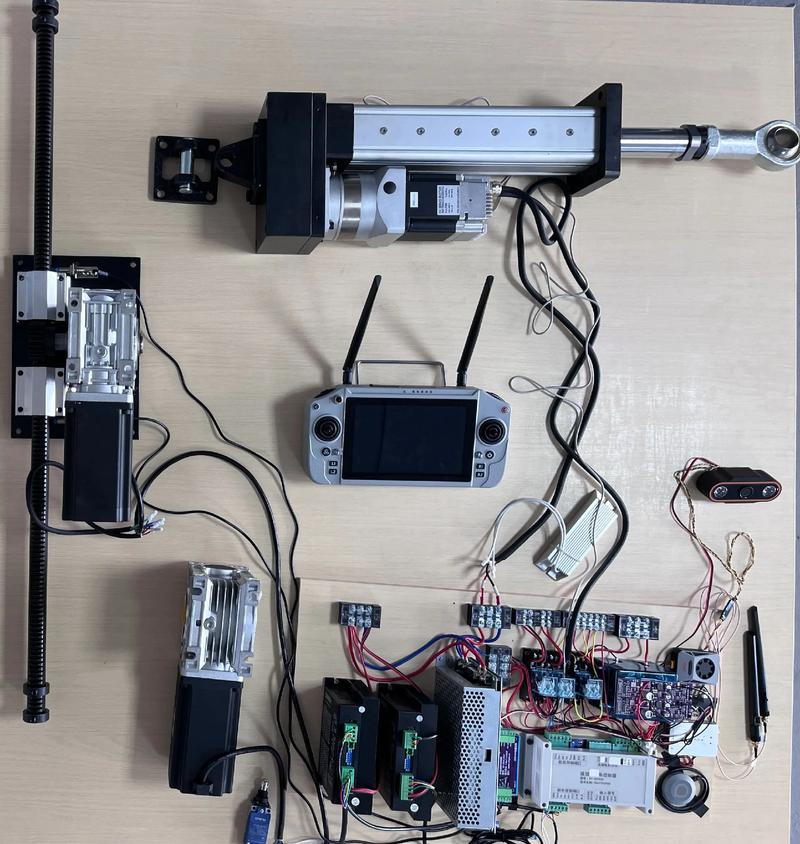 Comparison Of The Advantages And Disadvantages Of Linear Servos And Rotary Servos. How To Choose The Right Servo For Product Design.